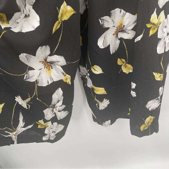 CITY CHIC Jumpsuit SZ 14 Black White Yellow Crepe Floral Print Off The Shoulder - Picture 10 of 13